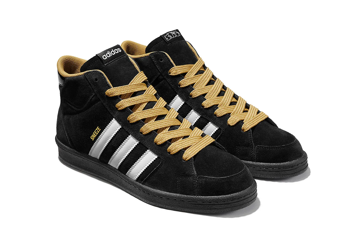 ADIDAS X SNEEZE SUPERSKATE CORE BLACK / FTWR WHITE / GOLDEN BEIGE