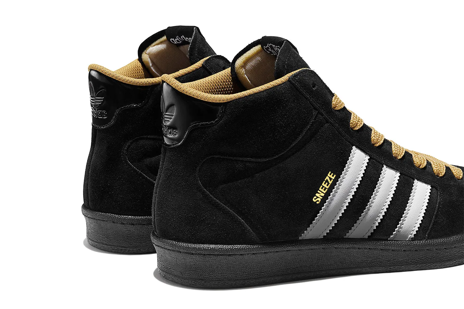 ADIDAS X SNEEZE SUPERSKATE CORE BLACK / FTWR WHITE / GOLDEN BEIGE