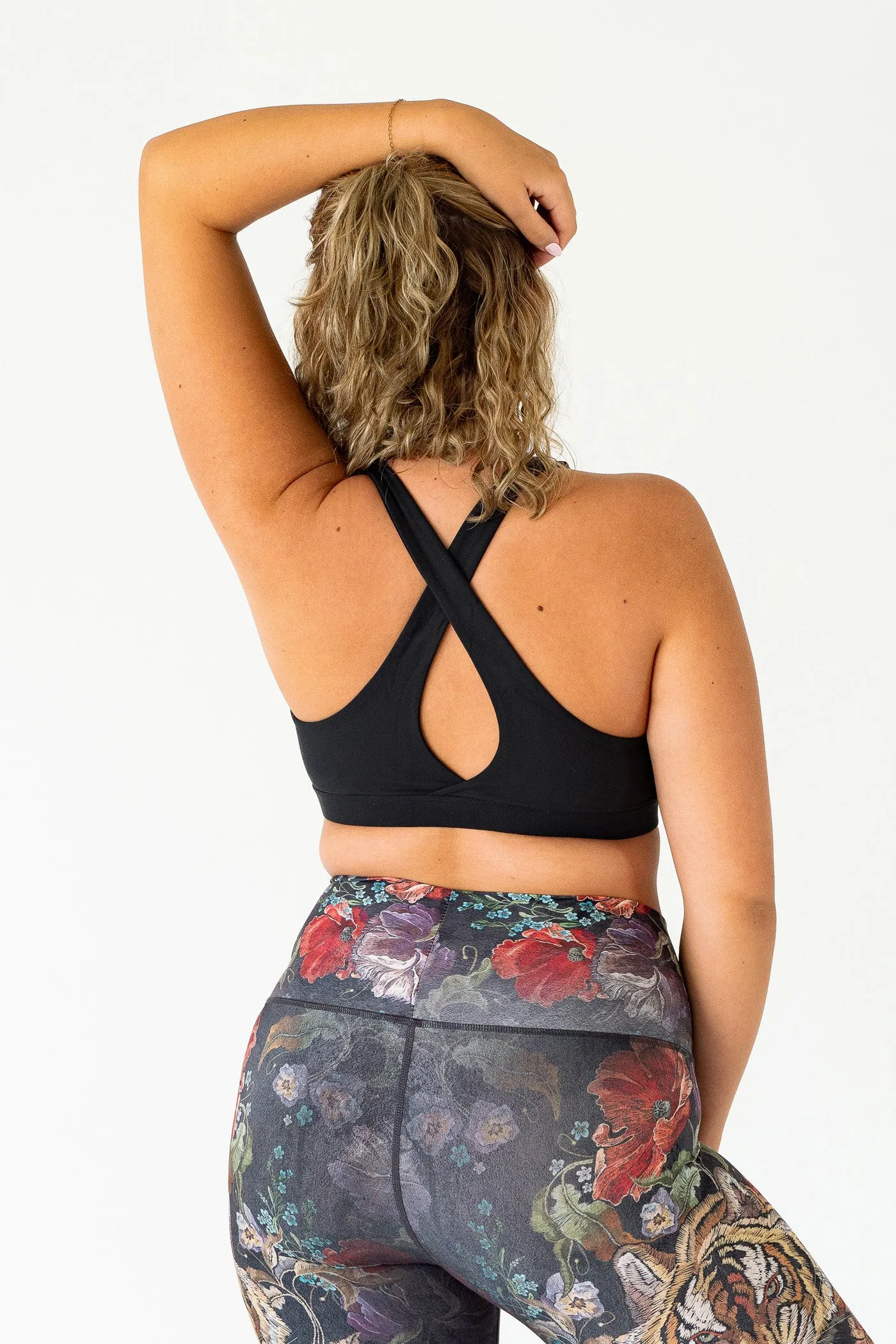Crossed Back Sports Bra | Black