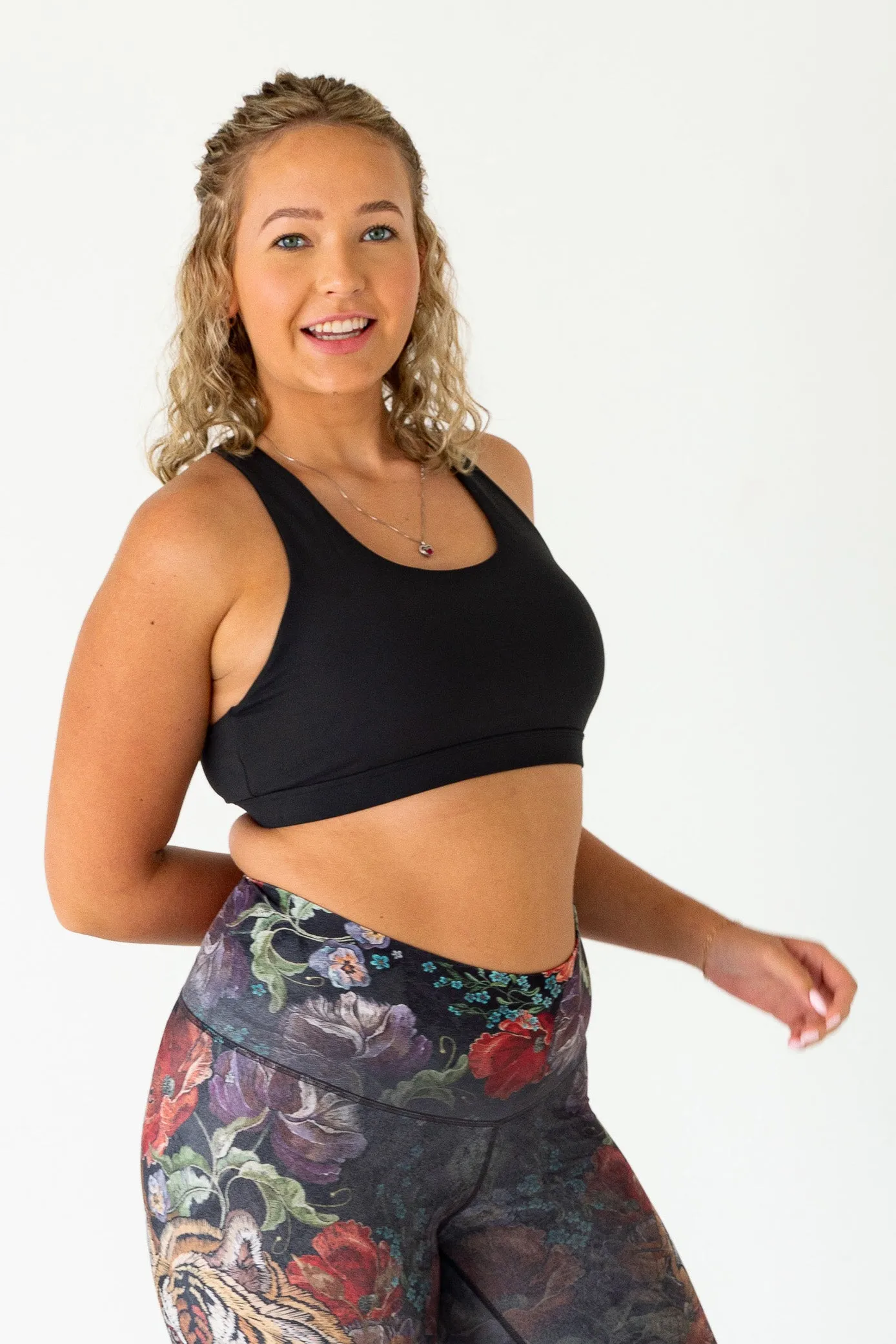 Crossed Back Sports Bra | Black