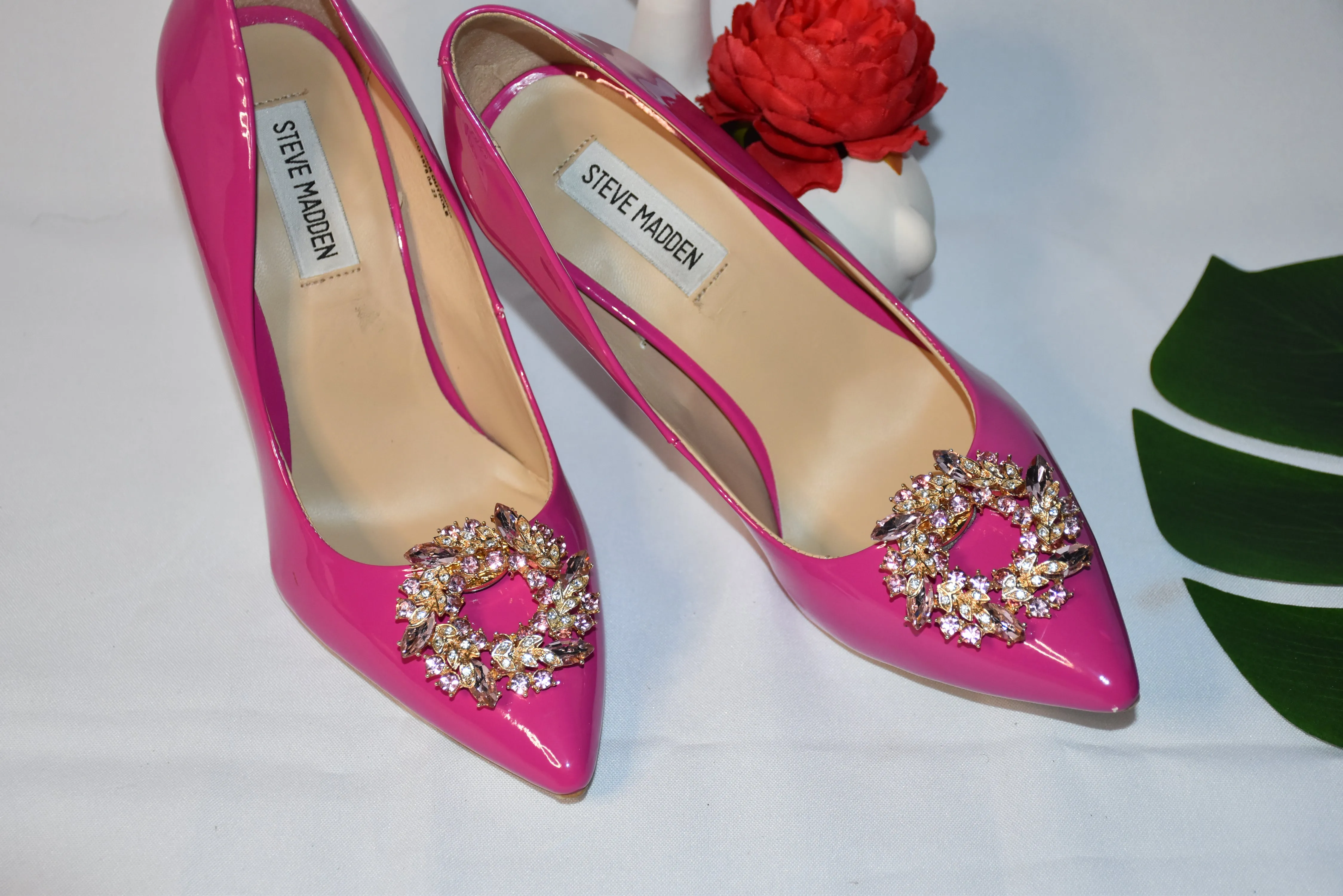 Detachable shoe clip