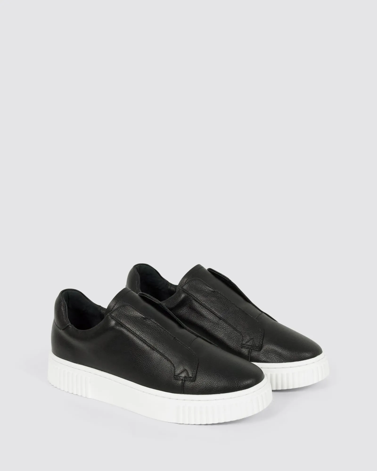 GIDDY BLACK