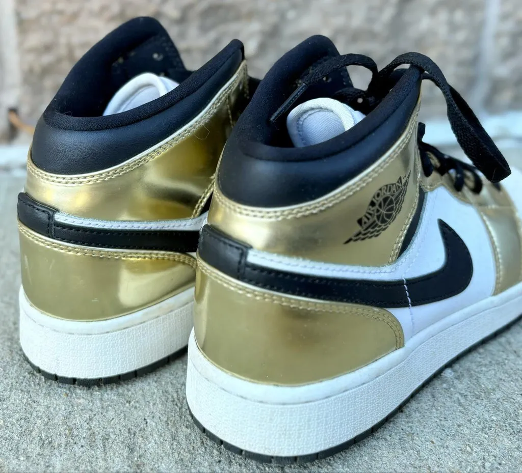 Nike Air Jordan 1 Mid SE in Metallic Gold - Size 8.5