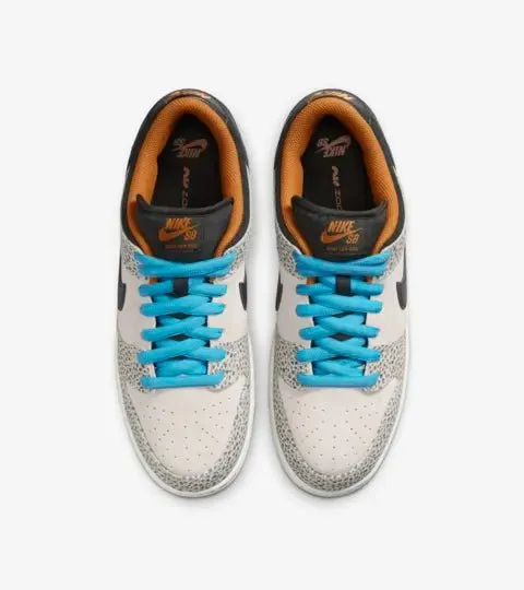Nike SB Dunk Low Olympic in Electric Phantom/Black