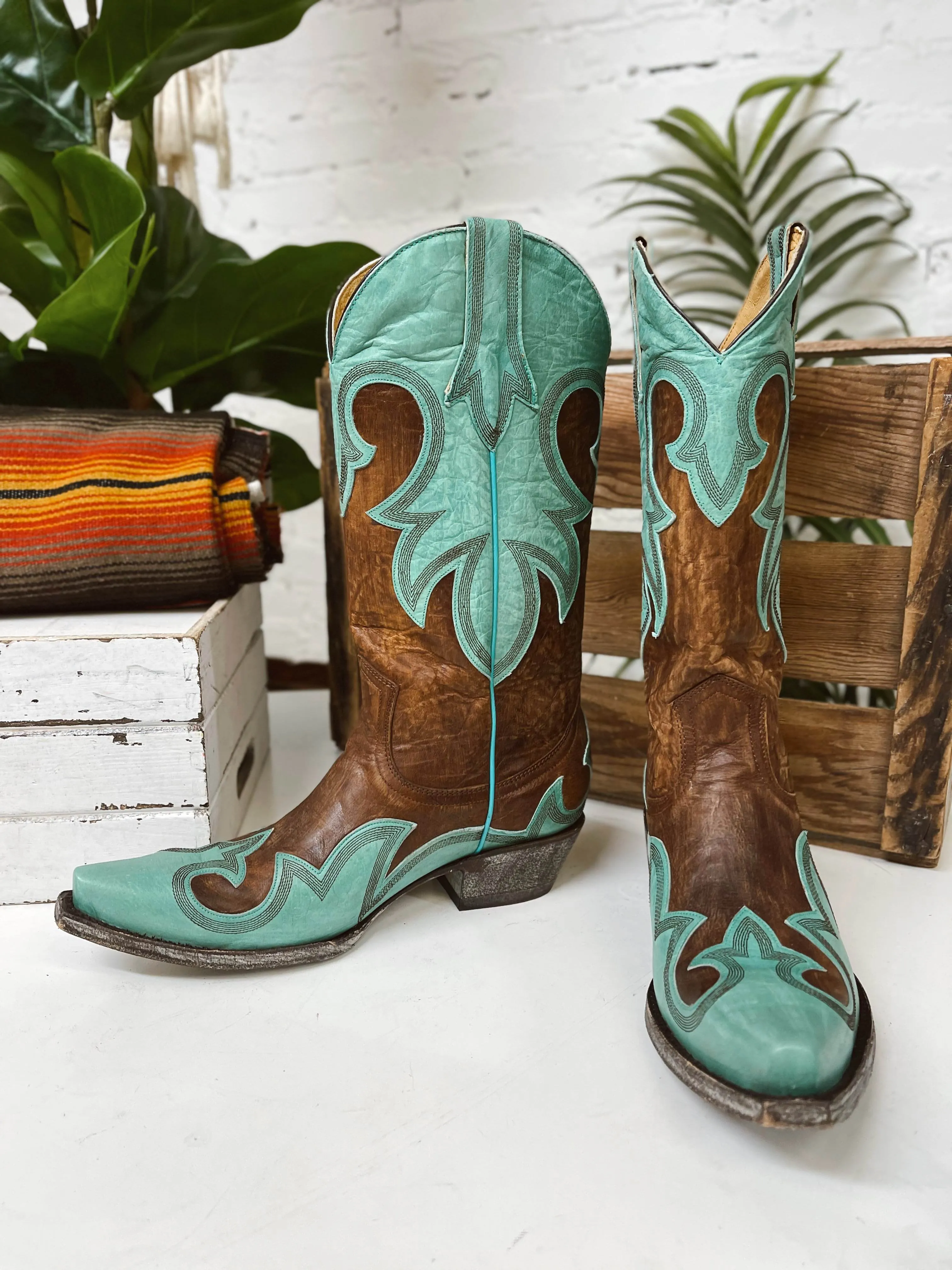 Old Gringo Cowboy Boots Women's 8