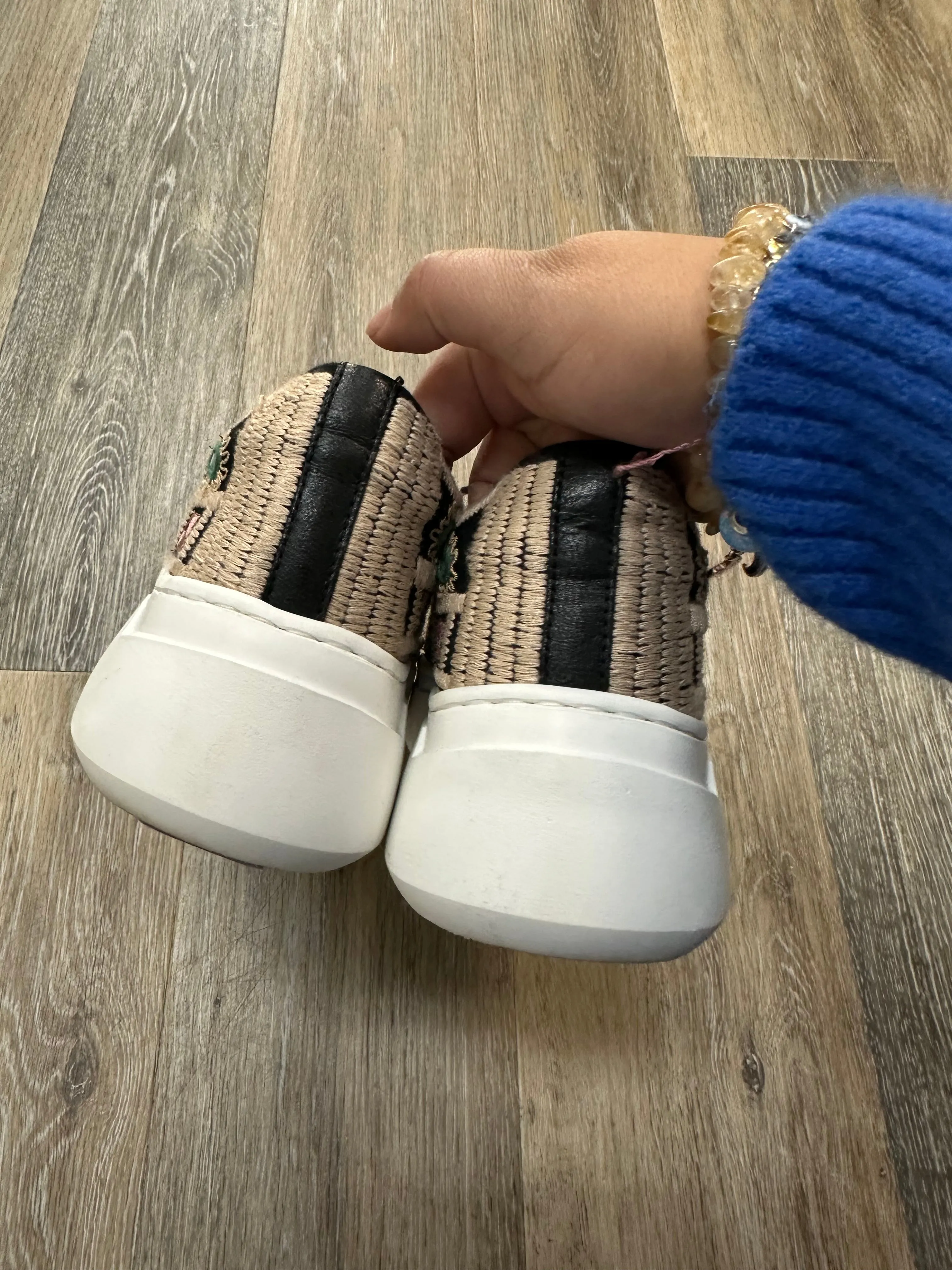Shoes Sneakers By Free People In Multi-colored, Size: 8